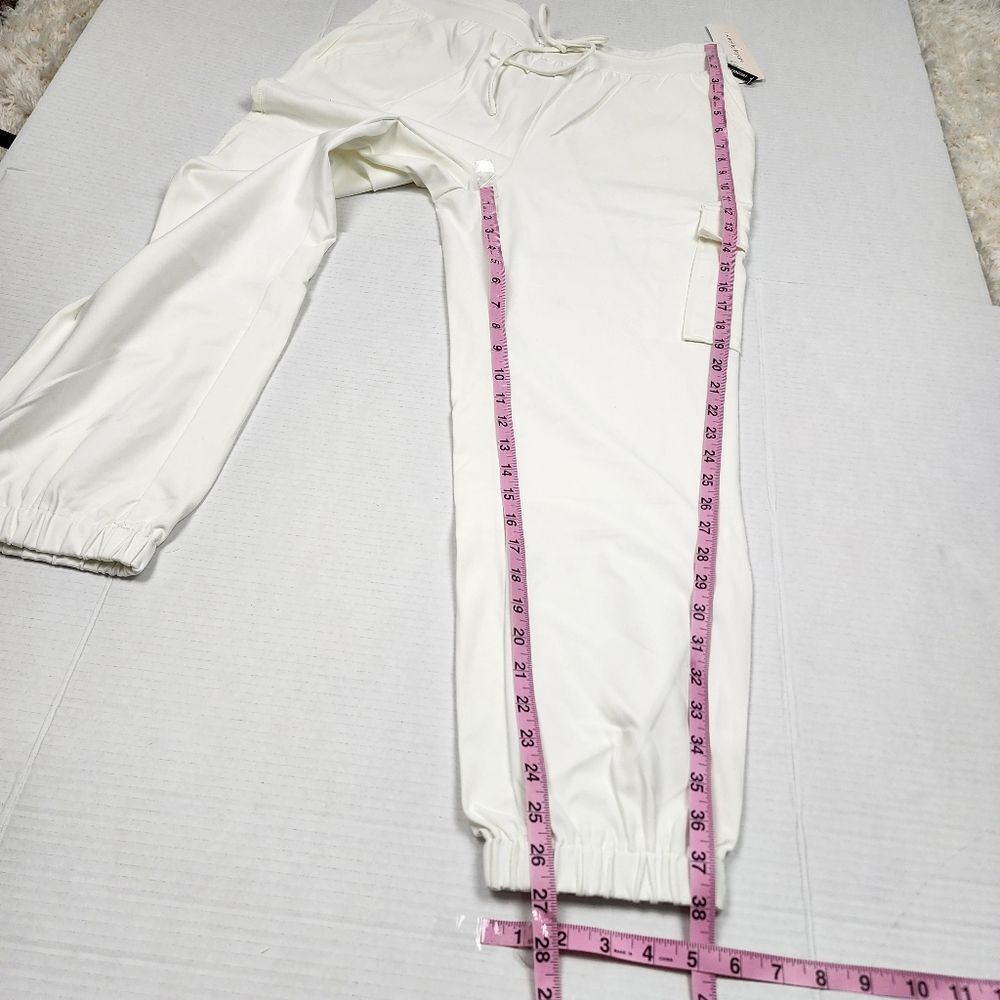 Nanette Lepore Play Ivory Cargo Joggers L NWT Soft Traveler Track Pants Neutral - Picture 8 of 15